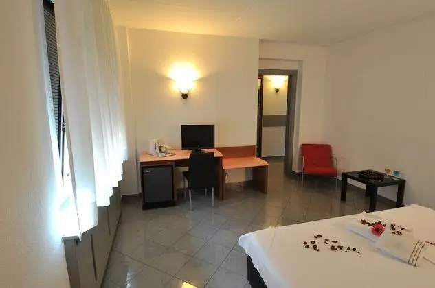 İki Ayrı Yataklı Oda