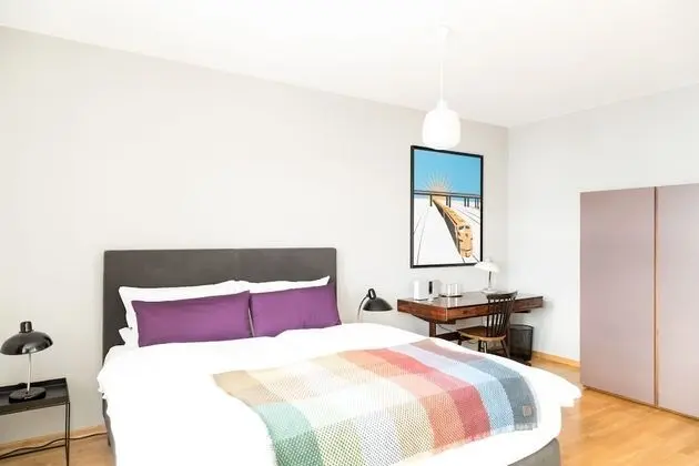 Comfort Tek Büyük Yataklı Oda