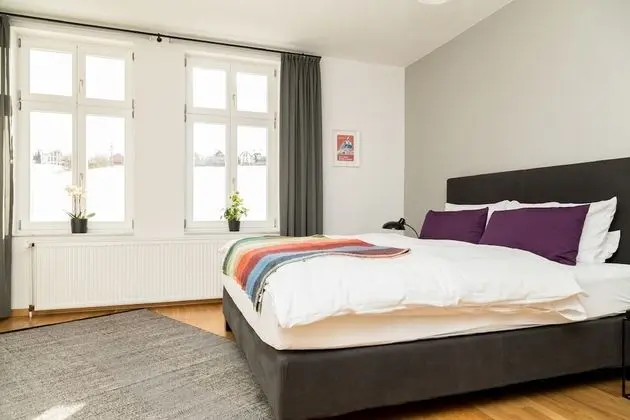 Comfort Tek Büyük Yataklı Oda