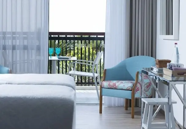 Tek Büyük Yataklı Oda, Dağ Manzaralı
