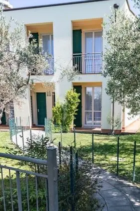 Apart Daire, 1 Yatak Odası, Bahçeli