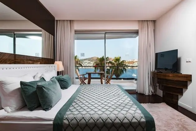 Deluxe Süit, Teras, Deniz Manzaralı