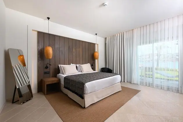https://images.etstur.com/files/images/hotelImages/TR/50764/l/Baia-Bodrum-Oda-398662.jpg