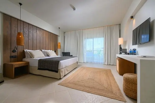 https://images.etstur.com/files/images/hotelImages/TR/50764/l/Baia-Bodrum-Oda-398663.jpg