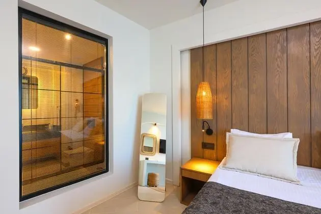https://images.etstur.com/files/images/hotelImages/TR/50764/l/Baia-Bodrum-Oda-398684.jpg