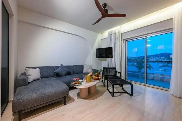 https://images.etstur.com/files/images/hotelImages/TR/50764/l/Baia-Bodrum-Oda-398721.jpg
