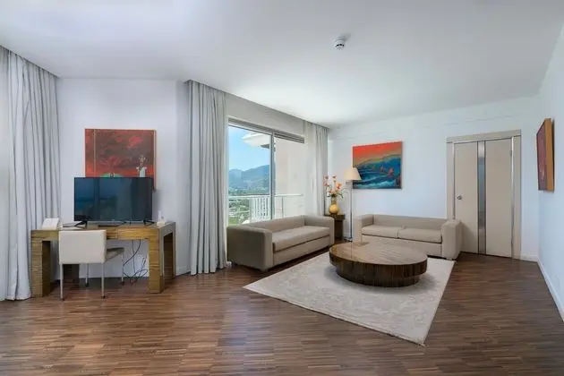 https://images.etstur.com/files/images/hotelImages/TR/50764/l/Baia-Bodrum-Oda-398735.jpg