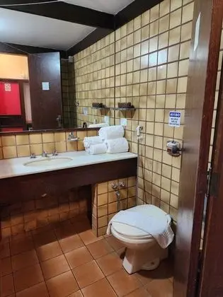 Standard Üç Kişilik Oda, Havuz Manzaralı