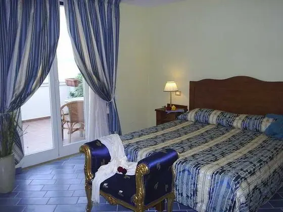 1 Çift Kişilik Veya 2 Tek Kişilik Yatak Standard