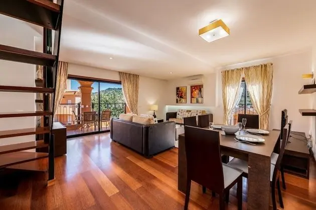 2 Bedroom Apartment Duplex