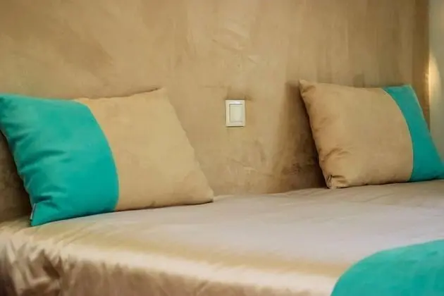 Comfort Tek Büyük veya İki Ayrı Yataklı Oda