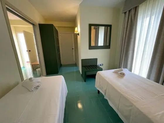 Comfort Dört Kişilik Oda