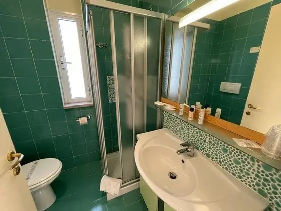 Comfort Dört Kişilik Oda