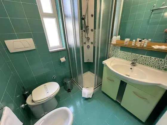 Comfort Dört Kişilik Oda