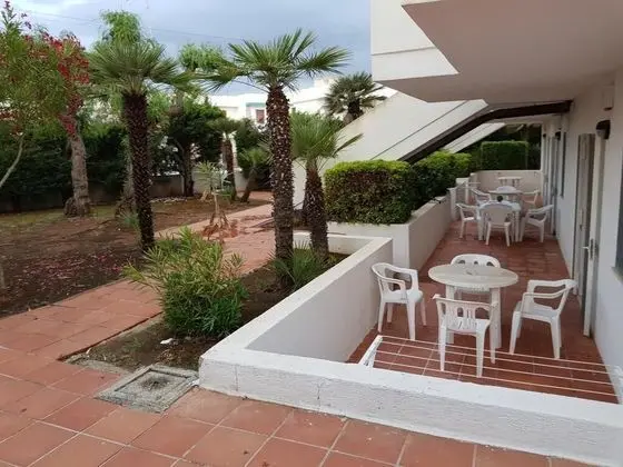 Apart Daire, Veranda