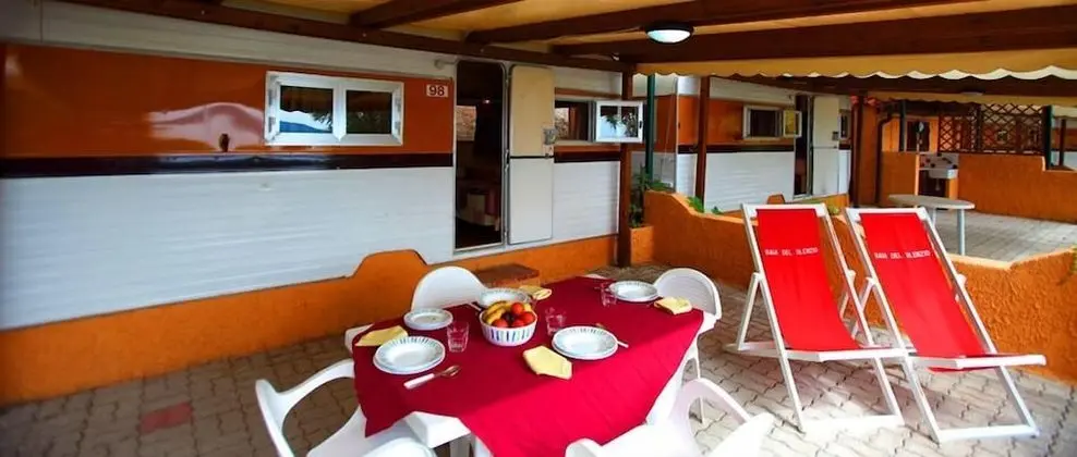 Caravan External Private Bathroom