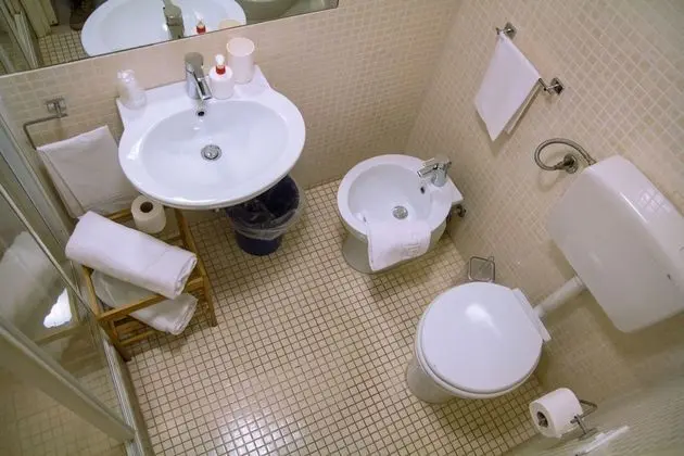 Standard Tek Büyük veya İki Ayrı Yataklı Oda, 1 Çift Kişilik veya 2 Tek Kişilik Yatak