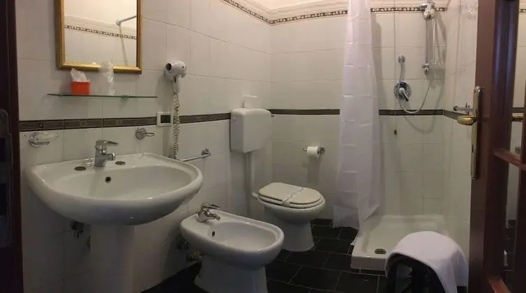 Comfort Üç Kişilik Oda