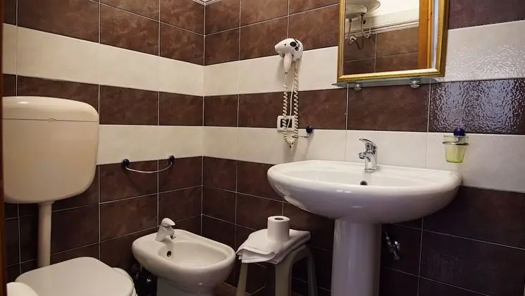 Comfort Üç Kişilik Oda
