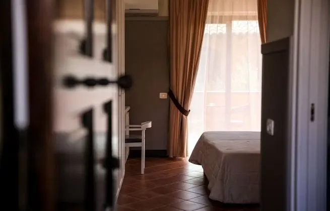 Standard Tek Büyük veya İki Ayrı Yataklı Oda