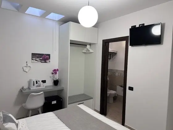 Economy Tek Büyük Yataklı Oda (Lucernaio)