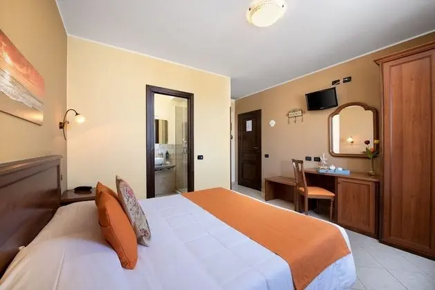 Tek Büyük Yataklı Oda, Balkon