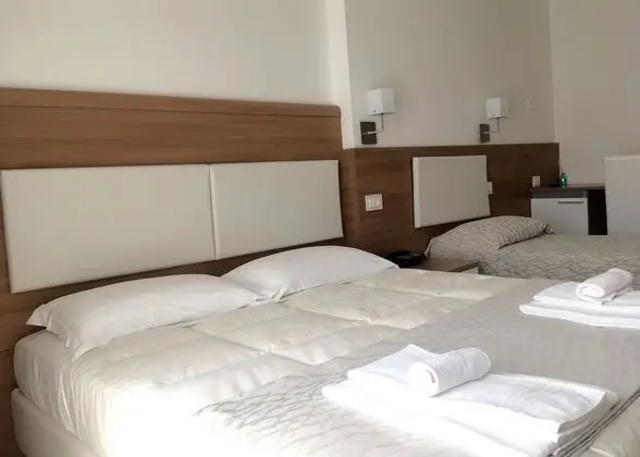 Deluxe Üç Kişilik Oda, Deniz Manzaralı