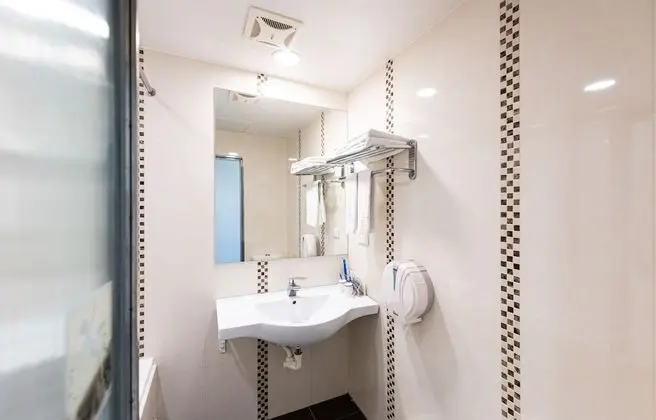 Comfort Tek Büyük Yataklı Oda, 1 Çift Kişilik Yatak