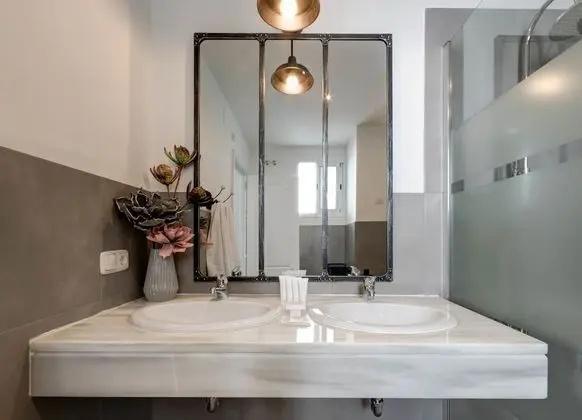 Apart Daire, 4 Yatak Odası