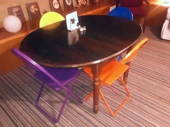 Kır Evi, Birden Çok Yatak, Sigara İçilmez