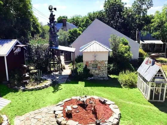 Kır Evi, Birden Çok Yatak, Sigara İçilmez