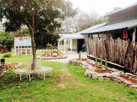 Kır Evi, Birden Çok Yatak, Sigara İçilmez