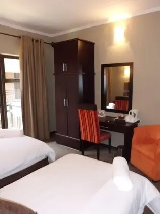 İki Ayrı Yataklı Oda