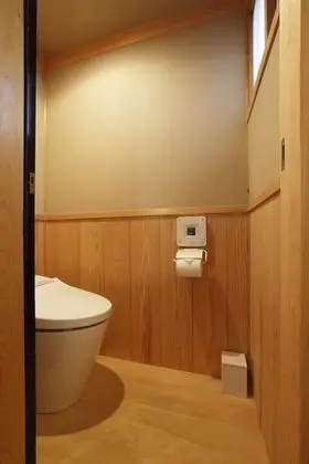 Traditional Ev (Bairin-an)