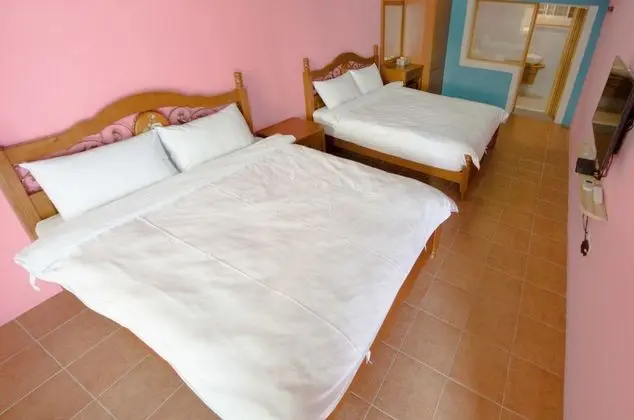 Dört Kişilik Oda, Deniz Manzaralı