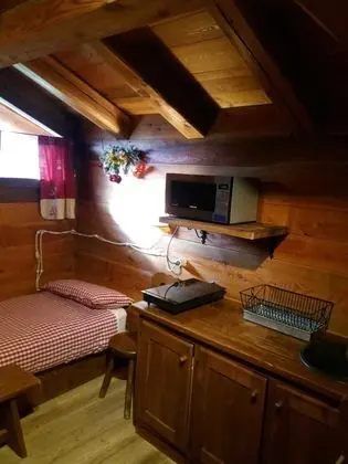 Tek Büyük Yataklı Oda