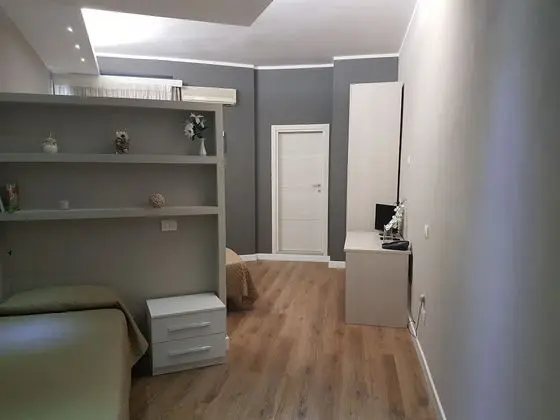 Basic Üç Kişilik Oda