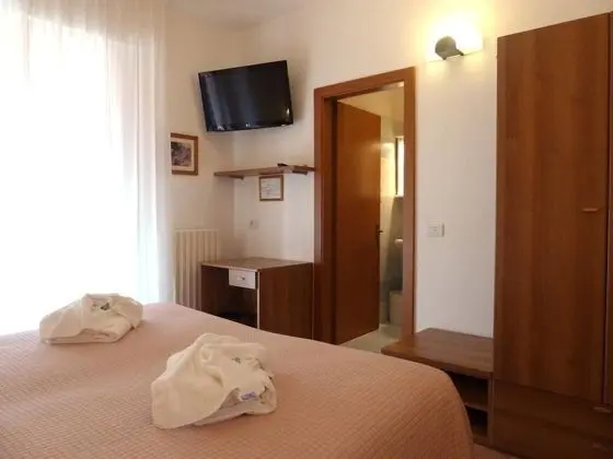 Comfort Tek Büyük Yataklı Oda, Dağ Manzaralı