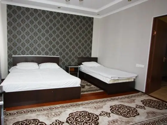 Family Tek Büyük Yataklı Oda