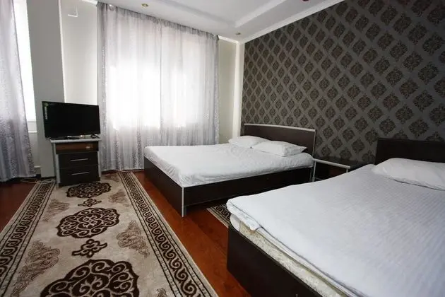 Family Tek Büyük Yataklı Oda