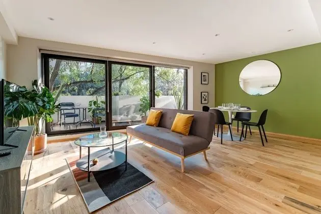 City Apartment 301