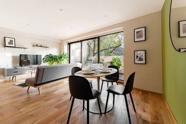 City Apartment 301