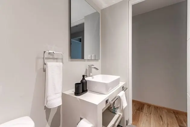 City Apartment 301