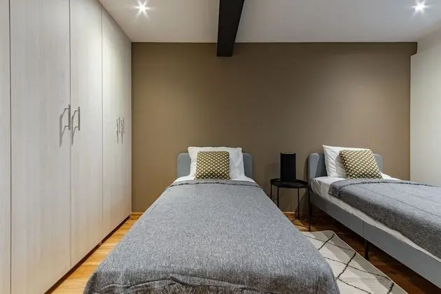 City Apartment 403