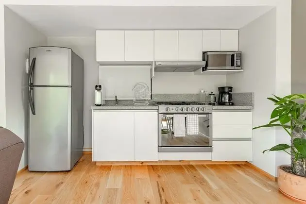 City Apartment 403
