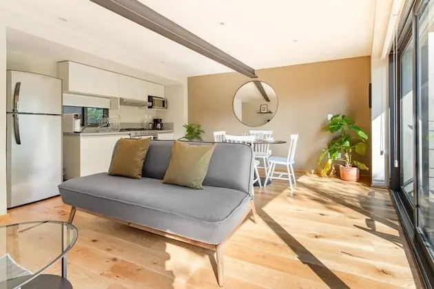 City Apartment 403