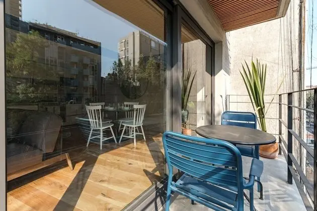 City Apartment 403
