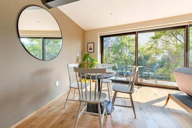 City Apartment 403