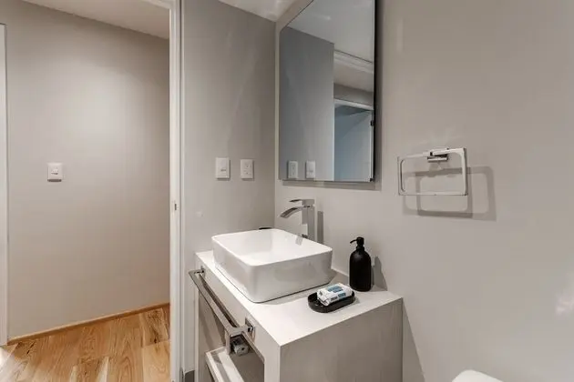 City Apartment 403