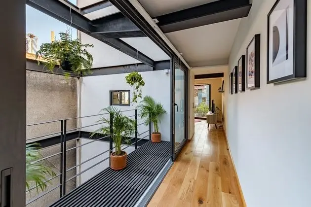 City Apartment 803